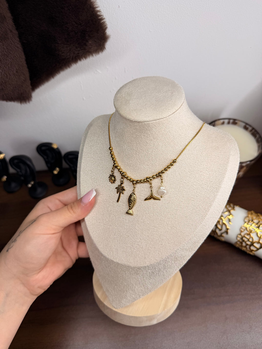 Collar Ayla