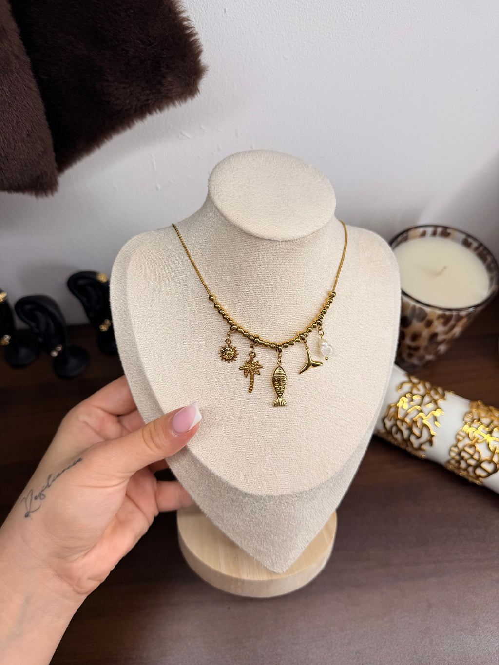 Collar Ayla