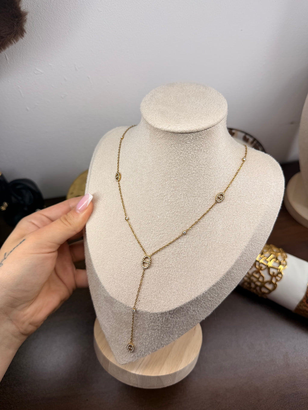 Stella Necklace